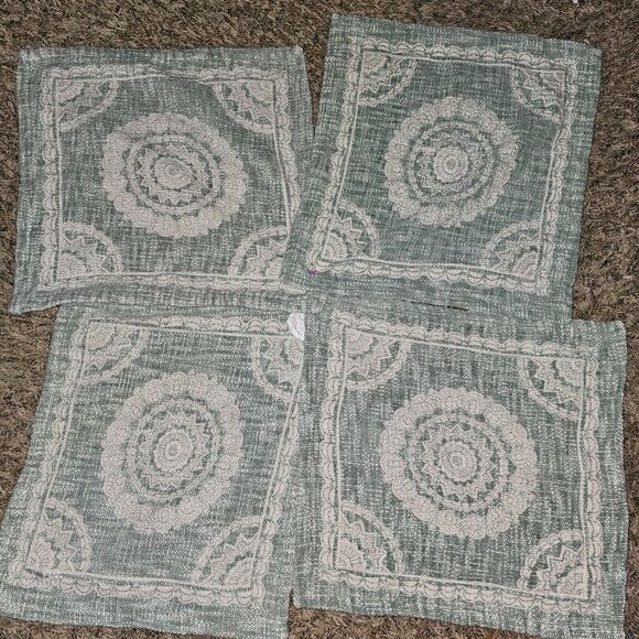 Set Of 4 Mandala Placemats Seafoam Green Made in India Napkin Tabletop Decor - Picture 1 of 4
